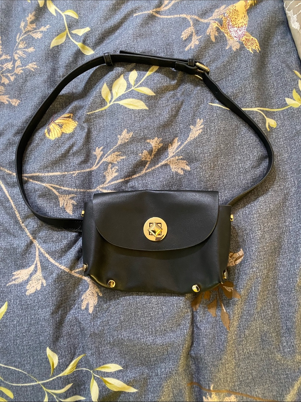 Black waist belt bag